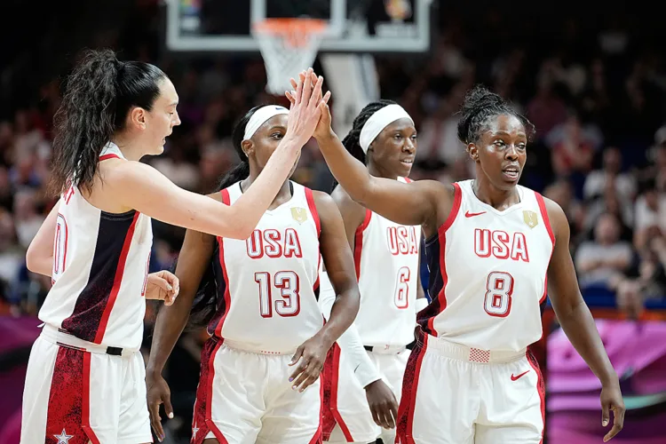 US women in familiar place reaching semifinals of World Cup